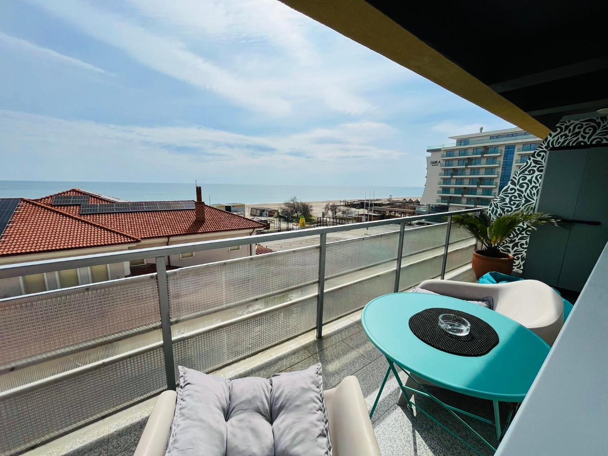 Roapart Mamaia - Sea View Maia Apartment *