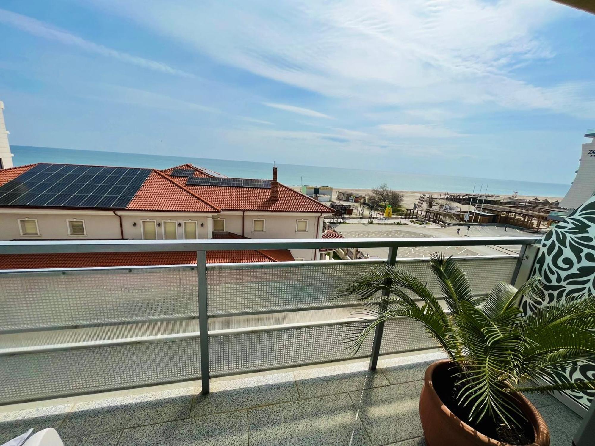 Roapart Mamaia - Sea View Maia Apartment Navodari